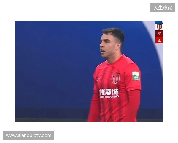 半场-成都蓉城暂0-0青岛海牛 罗慕洛、韦世豪中柱 韦林顿失良机 半场-成都蓉城暂0-0青岛海牛 罗慕洛、韦世豪中柱 韦林顿失良机